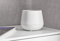 New 🥰 World's First Oscillating Aroma Diffuser by Swizz Style Inc. dba Stadler Form 🎉