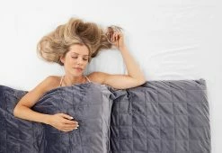 Buy 😍 The Most Luxurious Stress Relieving Weighted Blanket by Sharper Image 😍