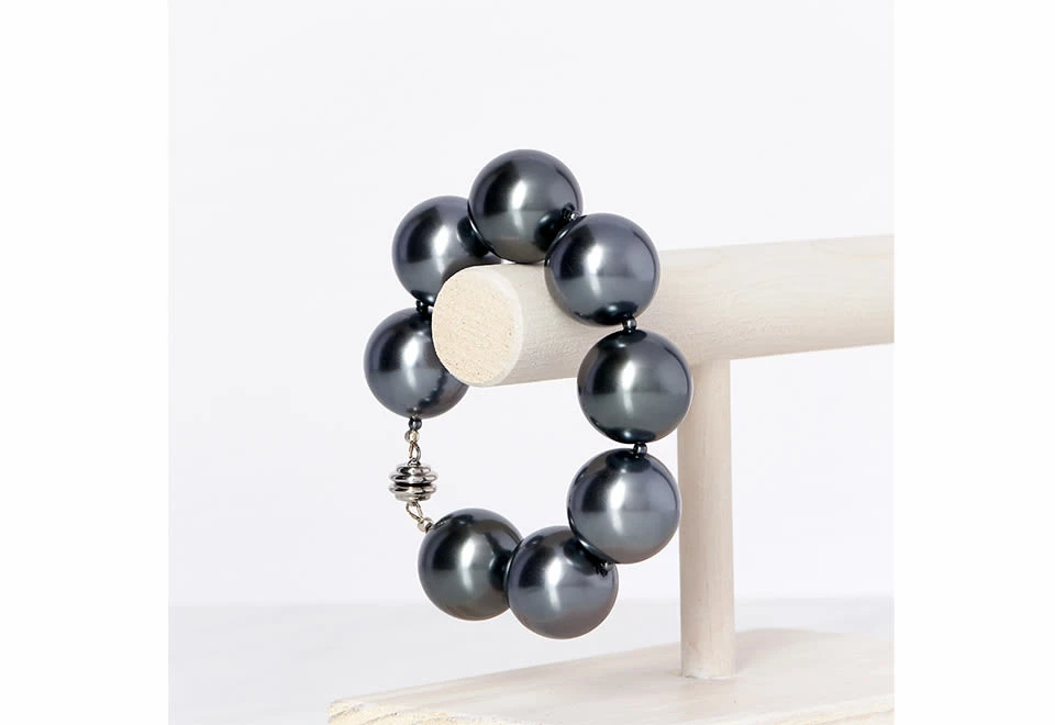 Flash Sale ๐งจ Cooling Pearl Bracelet by Hot ๐ง Girls Pearls , LLC โญ - Image 3